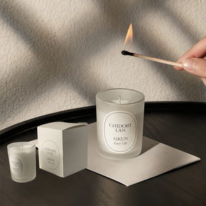 AIKUN Factory Supply Strict Quality Low MOQ Natural Soy Wax Hand Poured Glass <b>Candle</b> Jar Gift Box for <b>Wedding</b> Favor - Product Image 3