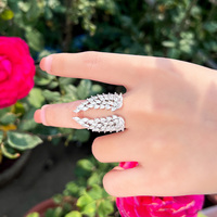 Nouvelle bague tendance en zircon cubique blanc, ajustable, longue, en forme d'aile d'ange, pour femme, mariage, fiançailles, soirée