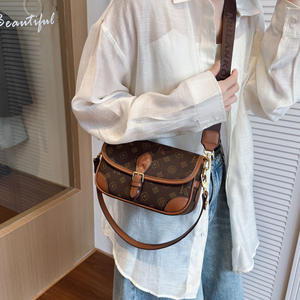 Top Quality <b>Wide</b> <b>Strap</b> Handbags Women Luxury Genuine Leather Retro Square Letter <b>Crossbody</b> <b>Bags</b> With Famous Brands - Product Image 3