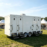 Remorque Sanitaire Moderne de Luxe Écologique et Durable à 4 Portes et 4 Cabines, Économie d'Eau, Toilettes Spacieuses, Norme Américaine pour Écoles et Parcs