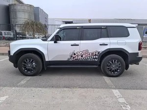 Gran Oferta: Toyota Prado SUV Híbrido de Segunda Mano con Motor Turbo, Tracción Total, Interior de Cuero Oscuro, Bajo Kilometraje, Listo para Entrega - Product Image 4