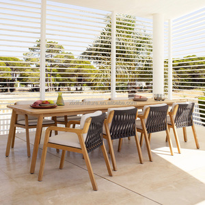 Ensemble de salle à manger d'extérieur haut de gamme en teck épaissi, mobilier de jardin moderne de luxe pour projets d'aménagement paysager immobiliers - Product Image 1