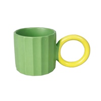 2024 Couleur glaçure poignée ronde ins design céramique café cadeau tasse grès tasse