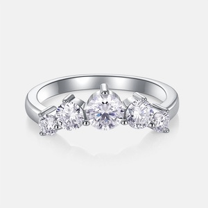 潘禺カスタムジュエリー 14K 18K ゴールド VVS VS 0.5カラット 1カラット 1.5カラット 2カラット 認定ダイヤモンド ラウンドブリリアント クラシック モアサナイトリング - Product Image 5