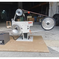 Machine à meuler à bande pour surfaces planes et courbes en métal à entraînement moteur de haute précision