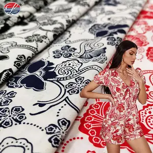 Custom Classic blue and white porcelain Paisley 100%Cotton print fabric factory direct sales poplin printed fabric for clothes