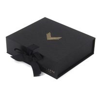 Boîte cadeau rigide de luxe écologique avec fermeture magnétique, finition douce au toucher, laminage mat, estampage à chaud en or