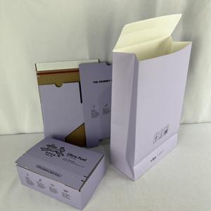 Sac de Courrier en Carton Kraft Blanc Extensible Écologique et Durable avec Soufflet et Logo Imprimé en Offset pour Vêtements - Product Image 2