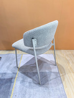Ensemble de 2 chaises d'appoint avec accoudoir pivotant moderne au design de base en métal pour la maison, le bureau, la cuisine, la salle de sport et la salle de bain pour le parc.
