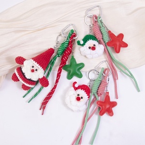 Oferta Especial: Llavero de Ganchillo Hecho <span class=keywords><strong>a</strong></span> Mano de Santa Claus con Estrella de PU y Cuerda Trenzada, Colgante <span class=keywords><strong>para</strong></span> Bolso, Regalo Navideño <span class=keywords><strong>para</strong></span> Mujer, Venta al por Mayor - Product Image 3