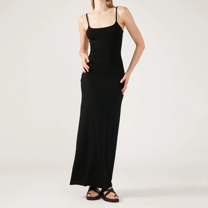 <span class=keywords><strong>Abito</strong></span> <span class=keywords><strong>Midi</strong></span> Nero Personalizzato ODM con Spalline Sottili, Scollo Quadrato e Arricciatura Laterale, Vestito Aderente per Uso Quotidiano - Product Image 1