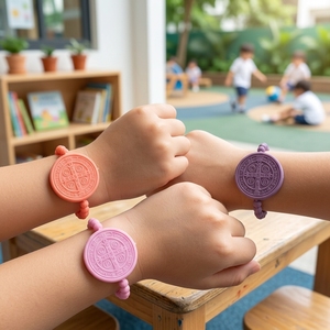 Braccialetti con Medaglia Miracolosa in Silicone, Bracciale Religioso Cristiano Cattolico, Regalo per Bambini, Uomini e Donne, Senza BPA - Product Image 5