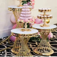 Vase de décoration de table de mariage en fer doré moderne, support à gâteau, présentoir à dessert, banquets d'hôtel et rassemblements familiaux