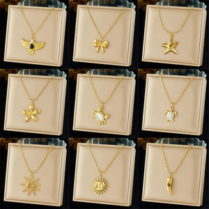 Ciondolo Multielemento Creativo Retrò a Forma <span class=keywords><strong>di</strong></span> Animale in Acciaio Inossidabile Placcato Oro con Diamanti, Stella Marina e Fiocco, Stile Transfrontaliero - Product Image 2