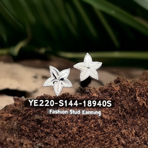 YE220-S144-18940S Fashion <b>Stud</b> <b>Earrings</b> - Product Image 3