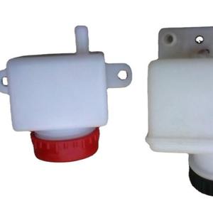 Réservoir d'expansion en plastique universel pour liquide de refroidissement automobile, pièce de rechange, numéro de pièce 001 - Product Image 4