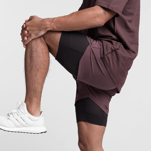 Shorts de sport 2-en-1 personnalisés pour hommes avec boucle porte-<span class=keywords><strong>serviette</strong></span>, maille respirante et collants intérieurs – Idéal pour l'entraînement et le fitness - Product Image 3