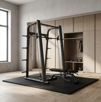 Cage de musculation professionnelle de qualité commerciale avec machine Smith et colonnes en acier épaisses et symétriques pour salle de sport
