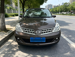 Nissan Tiida 2008, 1.6L, Automático, Tracción Delantera, 4 Puertas, Eficiente en Consumo de Combustible, Auto Usado Familiar para Venta - Product Image 1