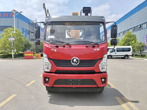 Grúa telescópica de 8 toneladas para camión, grúa hidráulica para camión, equipo de elevación primario con bomba y caja de cambios Zoomlion para sitios de construcción - Product Image 3