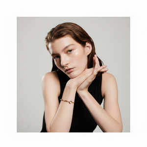 Bracelet à breloques tendance en chaîne trombone - Product Image 1