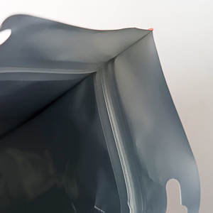 Sachet Doypack personnalisé à faible MOQ avec fermeture éclair, pour aliments et friandises pour animaux (chats, chiens), avec trou de suspension, anti-odeur, en plastique - Product Image 6