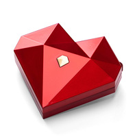 Boîte à bague moderne en plastique en forme de cœur A1, emballage créatif pour demande en mariage, boîte cadeau de mariage pour bijoux CMYK/Pantone