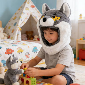 Gorro de Peluche Personalizado con Diseño de Lobo, Material TPE, Relleno de Espuma de Goma, Cálido y Acogedor para el Invierno, Unisex - Product Image 3