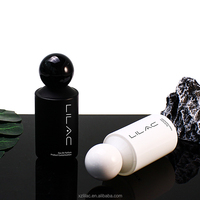 Flacon de parfum classique de luxe transparent en verre de 50 ml avec pulvérisateur à pompe, personnalisable par marquage à chaud, avec emballage boîte – Vente directe
