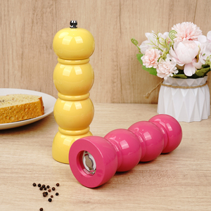 Macinapepe e Macinasale in Legno Setron con Manopola Rotante Colorata, Lavabile in Lavastoviglie, Uso Manuale per Cucina Domestica - Product Image 6