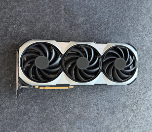 การ์ดจอ RTX 4060 8GB GDDR6 สำหรับเล่นเกมส์ แบบติดตั้งบนเดสก์ท็อป PCI Express 3.0 X16 พัดลมประสิทธิภาพสูง GPU ความเร็วคอร์ 1980 MHz - Product Image 1