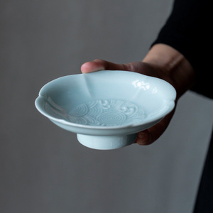 Flower Shape Porcelain Fruit <b>Plate</b> For Afternoon Tea Snack Dish Household Tableware <b>Ceramic</b> Tray - Product Image 2