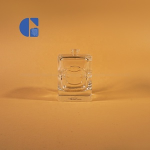 Fábrica OEM <span class=keywords><strong>de</strong></span> Botellas <span class=keywords><strong>de</strong></span> Perfume <span class=keywords><strong>de</strong></span> Vidrio <span class=keywords><strong>de</strong></span> Lujo <span class=keywords><strong>de</strong></span> 100 ml Personalizadas, Servicio Integral <span class=keywords><strong>de</strong></span> Empaquetado <span class=keywords><strong>de</strong></span> Fragancias con Acabado Esmerilado y Estampado Dorado - Product Image 3