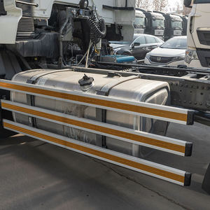 รถบรรทุกหัวลากมือสอง Sinotruk HOWO NX 4x2 เกียร์ธรรมดา 440 แรงม้า เครื่องยนต์ Weichai รับน้ำหนัก 31-40 ตัน สำหรับการขนส่งข้ามพรมแดน - Product Image 3