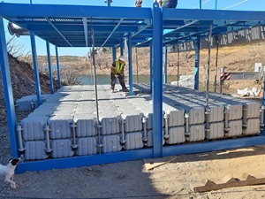 Ponton flottant en cube HDPE coloré sans entretien pour quai de <span class=keywords><strong>marina</strong></span> - Product Image 6