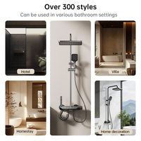 Ensemble de douche mural en aluminium 4 fonctions avec touches piano, effet pluie, mitigeur 4239, douchette à main et pistolet de pulvérisation pour villa - Vente en gros
