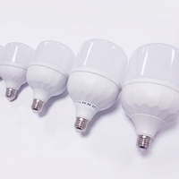 Ampoule LED en stock 5W-60W Culot E27/B22 Garantie 2 ans Utilisation en entrepôt Sans scintillement Économie d'énergie AC 165-265V