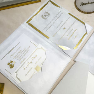 Invitación de boda personalizada con monograma en lámina dorada, acrílico, Trouwkaart, folio de terciopelo blanco indio y <span class=keywords><strong>código</strong></span> QR, juego de invitaciones de boda modernas y lujosas - Product Image 2