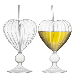 Regalo Bar vetreria Champagne flauto bere Premium in cristallo Custom cuore a coste in vetro coupé Martini bicchieri da Cocktail per matrimonio