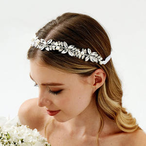 Diadèmes de mariée élégants et frais, tissés à la main, avec des <span class=keywords><strong>fleurs</strong></span> en strass, des perles et des couronnes en métal, pour le maquillage, les spectacles sur scène, les mariages - Product Image 2