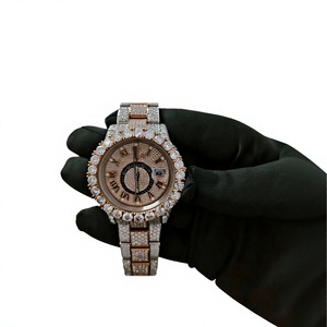 Montre de luxe en quartz glacé, boîtier en or rose avec lunette sertie de diamants, 46 mm, verre analogique, chiffres romains, bracelet en acier inoxydable, chronographe pour femme - Product Image 4
