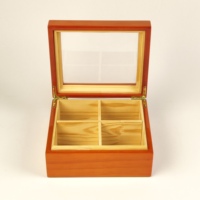 Boîte cadeau en bois brillant avec séparateur intérieur en bois, couvercle en acrylique, logo personnalisé, charnière dorée pour le stockage de thé de qualité supérieure, emballage cadeau de fêtes