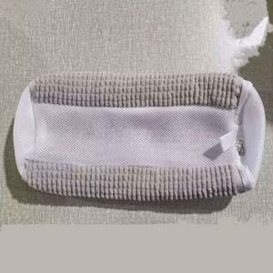 Bolsa de Lavado para Calzado Deportivo, de Terciopelo Chenille, Resistente, con Cierre, Lavable, para Lavadora, con Logotipo Personalizado - Product Image 6