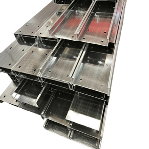 Poutres métalliques de construction en profilé U G550 haute résistance, résistantes à la salinité Z275, 2,5 mm, pour projets portuaires côtiers péruviens - Product Image 1