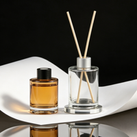 Bouteilles diffuseuses givrées vert mousse style nordique, vente en gros, flacons vides haut de gamme pour huiles essentielles, pour studio de bougies de luxe