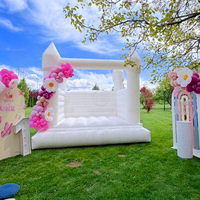 Château gonflable tout blanc de mariage, maison blanche de rebond, château sautant gonflable de videur