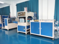 Machine de soudure à haute fréquence à alimentation automatique facile à utiliser 12KW pour l'album