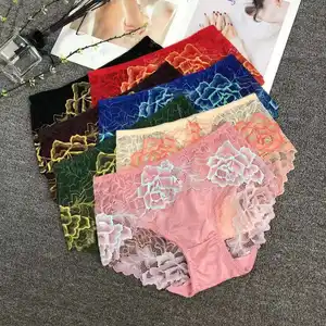 Encaje bordado patrones de rosas calzoncillos stock al por mayor transpirable cintura media nuevo estilo Singapur Myanmar Nigeria