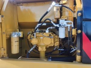 Used Caterpillar 340 Excavator Japan 20 Ton Operating Weight 2024 <b>Model</b> Year 0.8m Bucket Capacity Core Components <b>Engine</b> Pump - Product Image 6