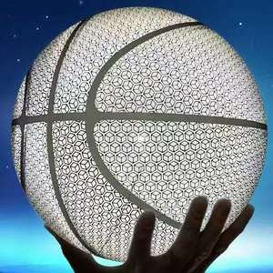 Ballon de basket officiel taille 7 en PU avec logo personnalisé, lumineux, réfléchissant, holographique, qui brille dans le noir pour l'extérieur - Product Image 6